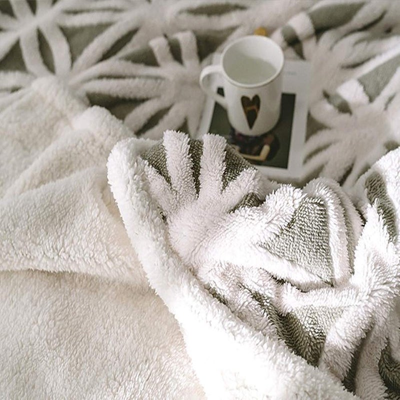 UKELER Grey Flannel Sherpa Throw 60''Ã—50'' Soft Plush Flannel Blanket Throws for Bed/Couch/Sofa/Office/Camping - Image 3